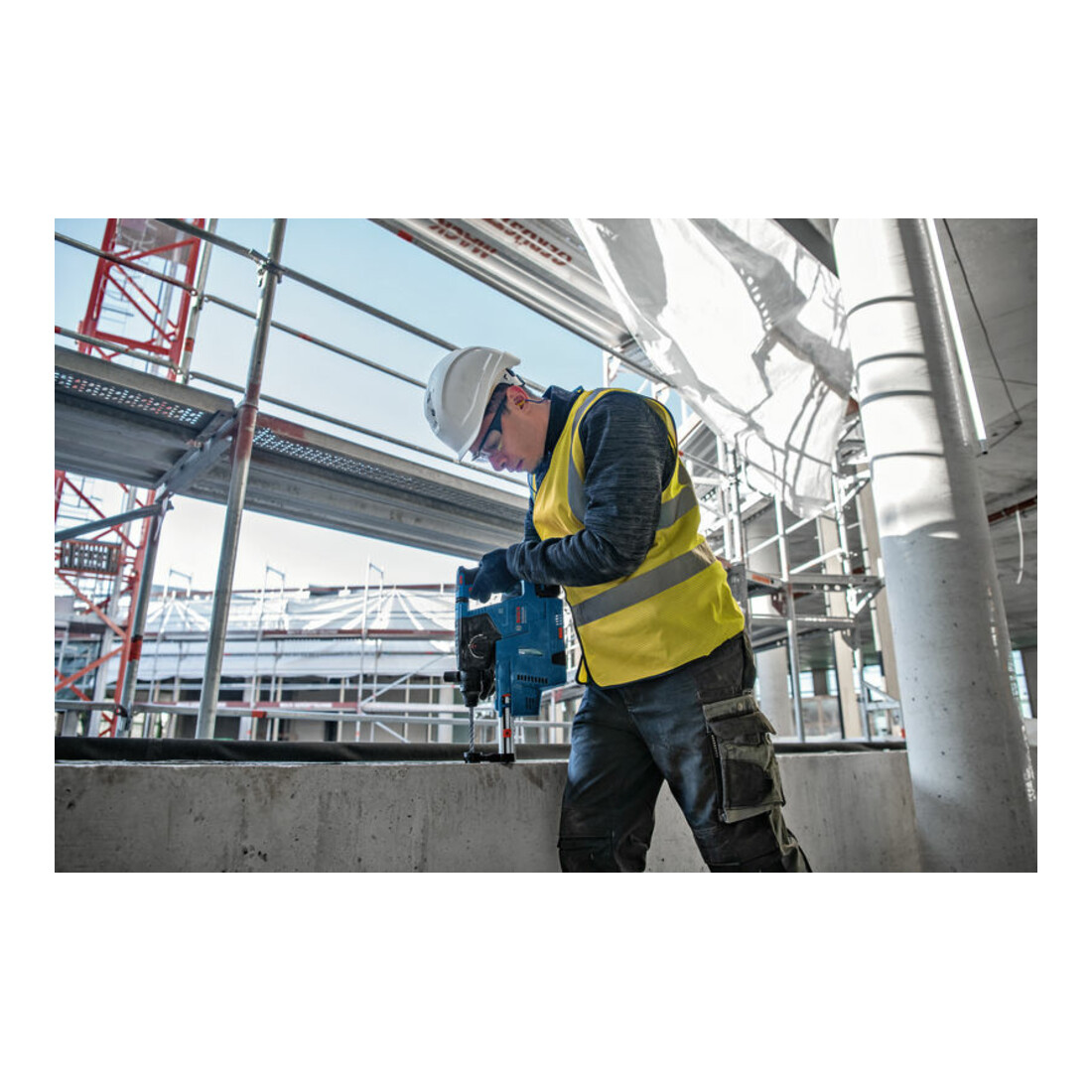 Bosch Akku-Bohrhammer mit SDS plus GBH 18V-24 C – Bild 5