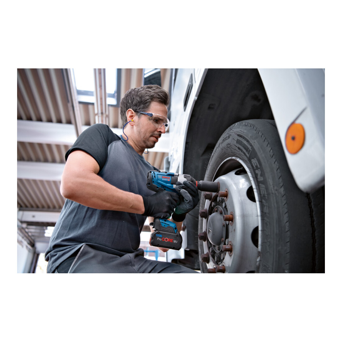 Bosch Akku-Drehschlagschrauber GDS 18V-1050 H – Bild 3