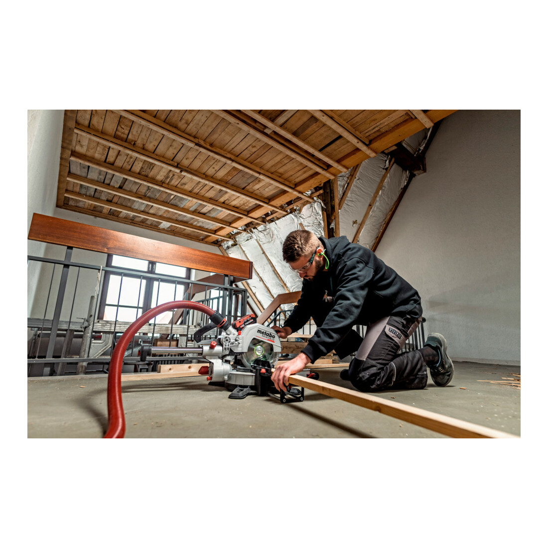 Metabo Akku-Kappsäge KGS 18 LTX BL 216 – Bild 2